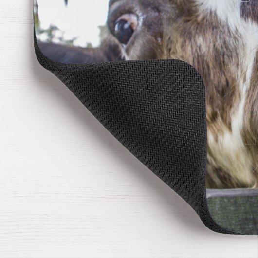 Neugierige Kuh Mousepad (Ecke)