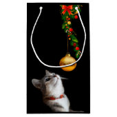 Neugierige Weihnachtskätzchen Kleine Geschenktüte (Rückseite)