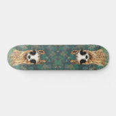 Neugieriger Baby Llama - Niedlich - Lächeln Skateboard (Horizontal)