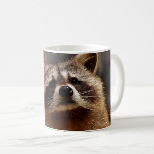 Neugieriger Raccoon Kaffeetasse (VorderseiteRechts)