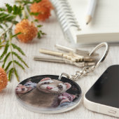 Neugieriger Schlüsselanhänger (Vorderseite rechts)