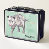 Neugieriges Opossum Fügen Sie Ihren eigenen Namen Metall Brotdose (Rückseite)