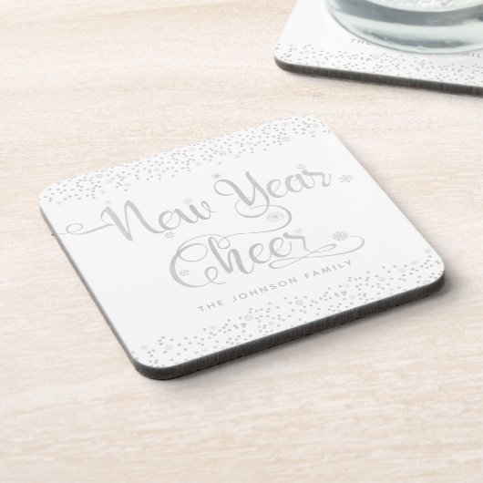 Neujahr Cheke White Silver Script Schneeflocken Getränkeuntersetzer (Linke Seite)