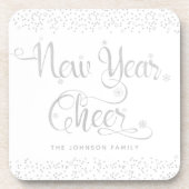 Neujahr Cheke White Silver Script Schneeflocken Getränkeuntersetzer (Vorderseite)