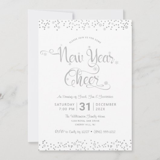 Neujahr Chever Silver White Script Confetti Party Einladung (Vorderseite)