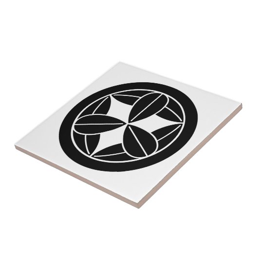 Neun BambusBlätter im Kreis Fliese (Seite)