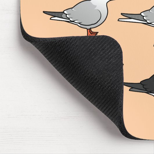 Neun Birdorable Seeschwalben (beschriftet) Mousepad (Ecke)
