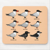 Neun Birdorable Seeschwalben (beschriftet) Mousepad (Vorne)