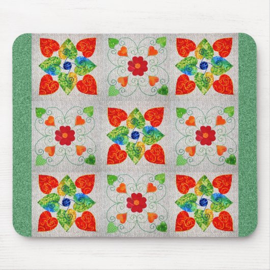 Neun Flecken-Herz-Steppdecke Mousepad (Vorne)