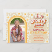 Neun Groovy Years 9. Geburtstag Foto Einladung | (Vorderseite)
