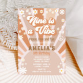 Neun ist eine lebendige Geburtstagseinladung Einladung