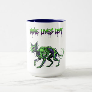 Neun LebendkatzenHalloween Verlassen Tasse