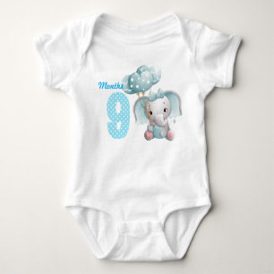 Neun Monate Baby-Bodysuit Baby Strampler