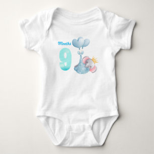 Neun-Monats-Baby-Body Baby Strampler