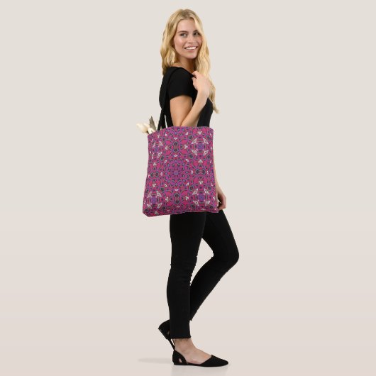 Neuner Kaleidoskop, vierzehn Tasche (Am Model)