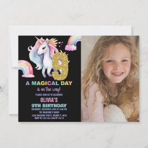 Neunte Rainbow Unicorn Geburtstagseinladungen mit Einladung