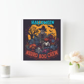 Neuro Boo Crew Halloween Quadratische Wanduhr (Zuhause)
