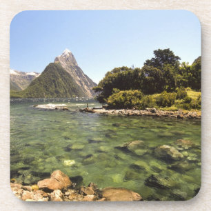 Neuseeland, Mitre Peak und Bowen River mündet Getränkeuntersetzer