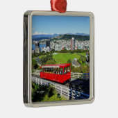 Neuseeland, Rotes Seilbahn, Ornament Aus Metall (Rechts)