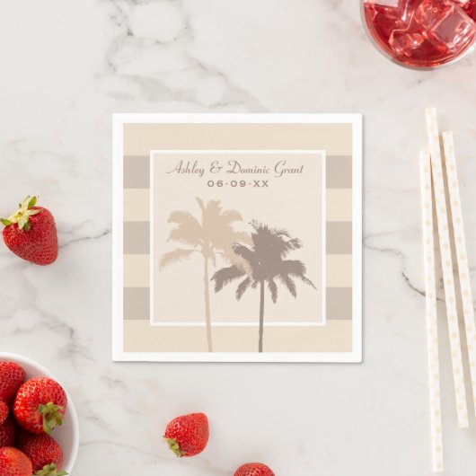 Neutral Beige Beach Palmen Wedding Monogram Serviette (Beispiel)