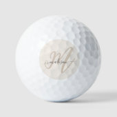 Neutral Beige Boho Script Monogram und Name Golfball (Vorderseite)