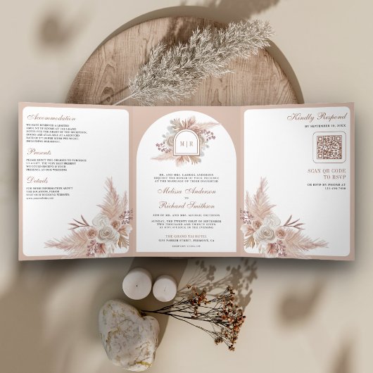 Neutral Beige Floral Boho Pampas QR Code Hochzeit Dreifach Gefaltete Einladung