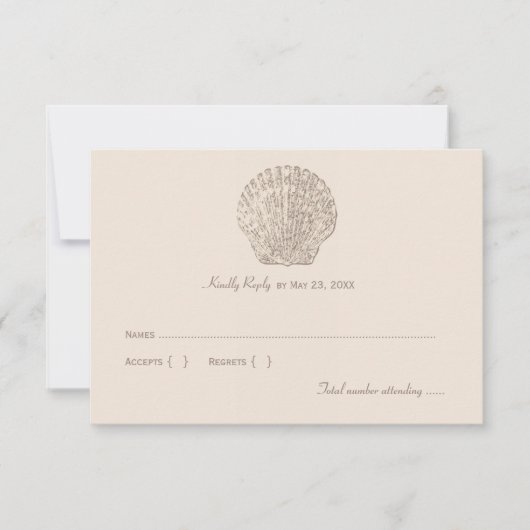 Neutral Beige Seashell Beach Wedding RSVP Karte (Vorderseite)