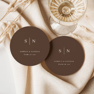 Neutral Braun Minimalistisch und Chic   Hochzeit Runder Pappuntersetzer