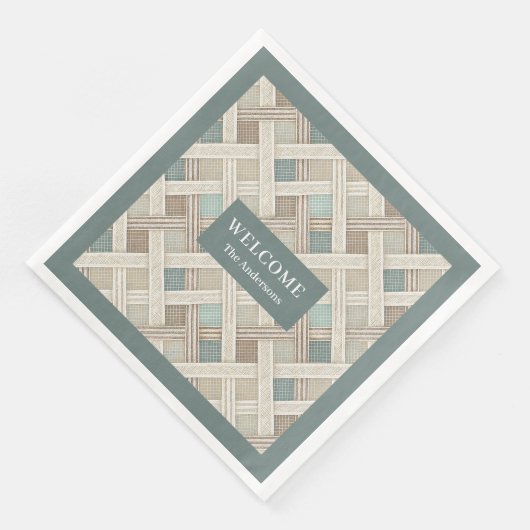 Neutral Geometric Green Napkins Custom Name Chic Serviette (Ecke)