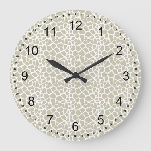 Neutral Giraffe Print Große Wanduhr (Vorderseite)