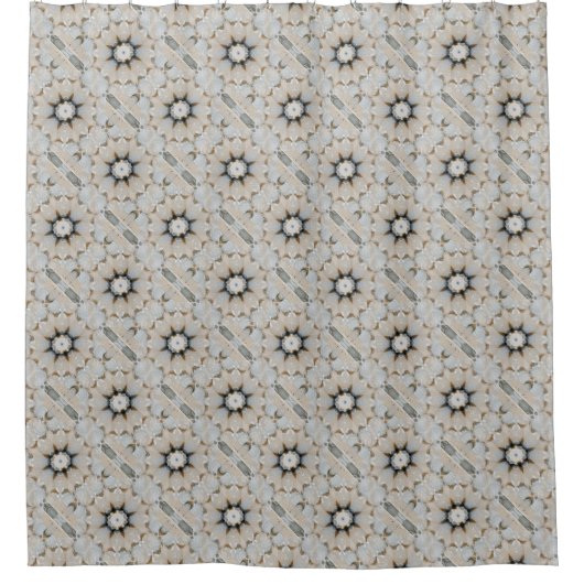 Neutral Gray und Taupe Stone Blume Mandala Design Duschvorhang (Vorderseite)
