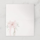 Neutral Greenery Bow Baby in Bloom Platzkarte (Außenseite Aufgefaltet)