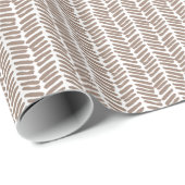 Neutral Taupe Beige Brown White Zigzag Streifen Geschenkpapier (Rolleneckpunkt)