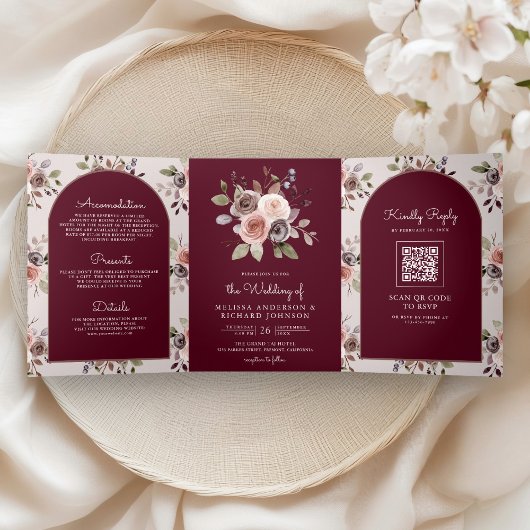 Neutral Taupe Floral QR Code Burgundy Wedding Dreifach Gefaltete Einladung
