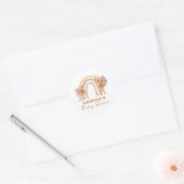 Neutral Terracotta Boho Rainbow Floral Baby Shower Runder Aufkleber (Umschlag)