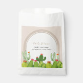 Neutrale Boho Cactus Arch Baby Shower Geschenktütchen (Vorderseite)