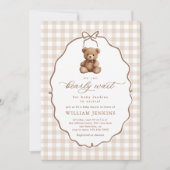 Neutrale Gingham Teddy Bear Baby Shower Einladung (Vorderseite)