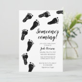 Neutrale Minimalistische Footprints von Babydusche Einladung (Stehend Vorderseite)