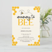 Neutrale Mommy to Bee Baby Shower Einladung (Stehend Vorderseite)