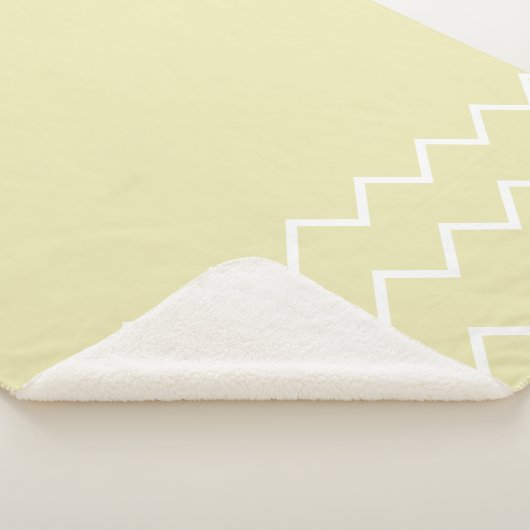 Neutrale Töne mit Zickzack Sherpadecke (3/4)