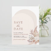 Neutrales Beige Floral Pampas Arch Foto QR Code Save The Date (Stehend Vorderseite)