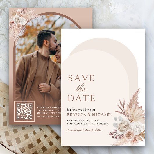 Neutrales Beige Floral Pampas Arch Foto QR Code Save The Date
