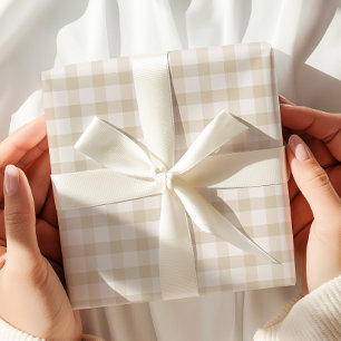 Neutrales Beige-Gingham-Festtagsmotiv Geschenkpapier