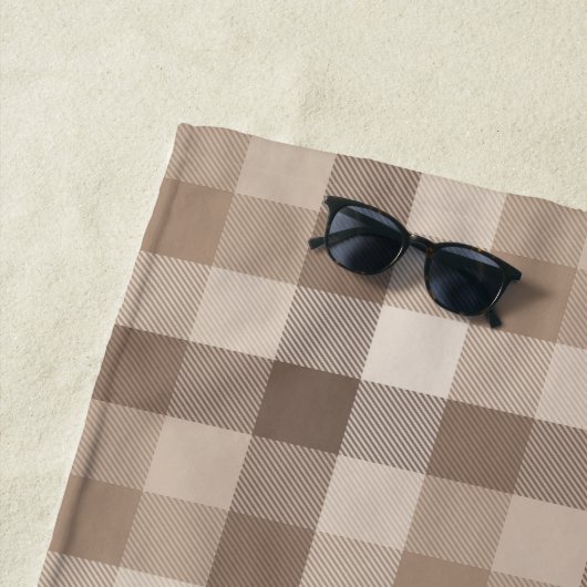 Neutrales Erdbraun Kariertes Gingham Karomuster Strandtuch (Beispiel)