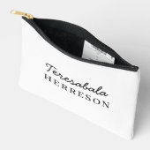 Neutrales modernes minimalistisches Monogramm Zubehörtasche (Offen)