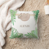 Neutrales Sloth Baby Name Throw Kissen (Decke)