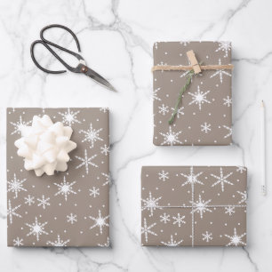 Neutrales Taupe Winter Snowflake Muster Geschenkpapier Set