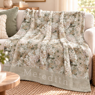 Neutrales Vintage-Weiß-Wildblumen-Blumenmonogramm Fleecedecke