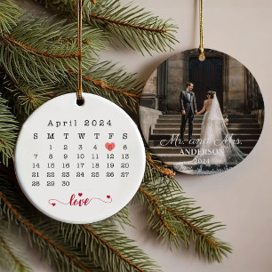 Neuverheiratete Ornament Hochzeitstag Foto