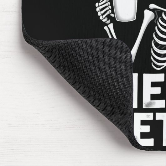 Never Better Skeleton Mom Drinking Coffee Hallowee Mousepad (Ecke)